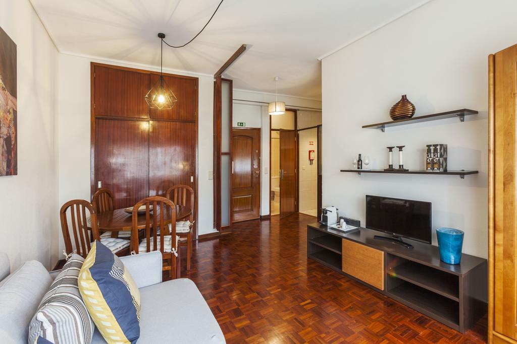 Apartment Camoes Deluxe OOporto Esterno foto