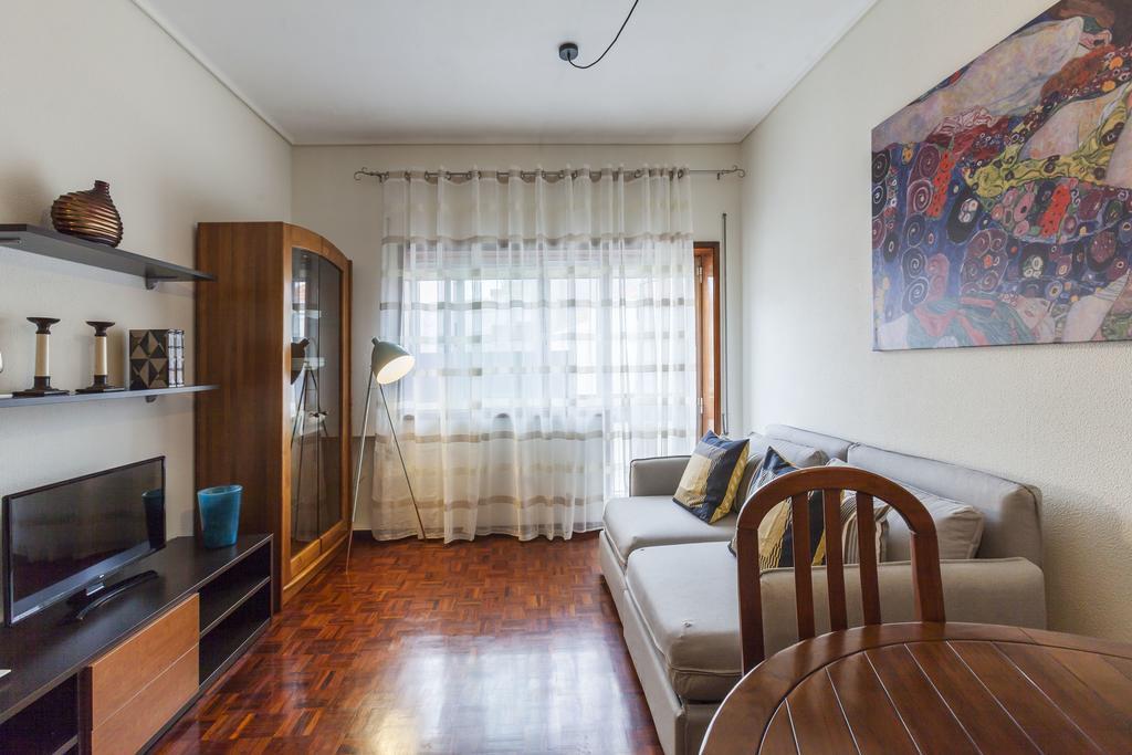 Apartment Camoes Deluxe OOporto Esterno foto