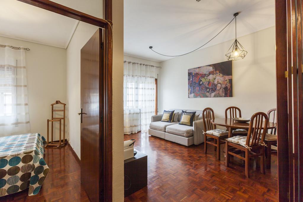 Apartment Camoes Deluxe OOporto Esterno foto